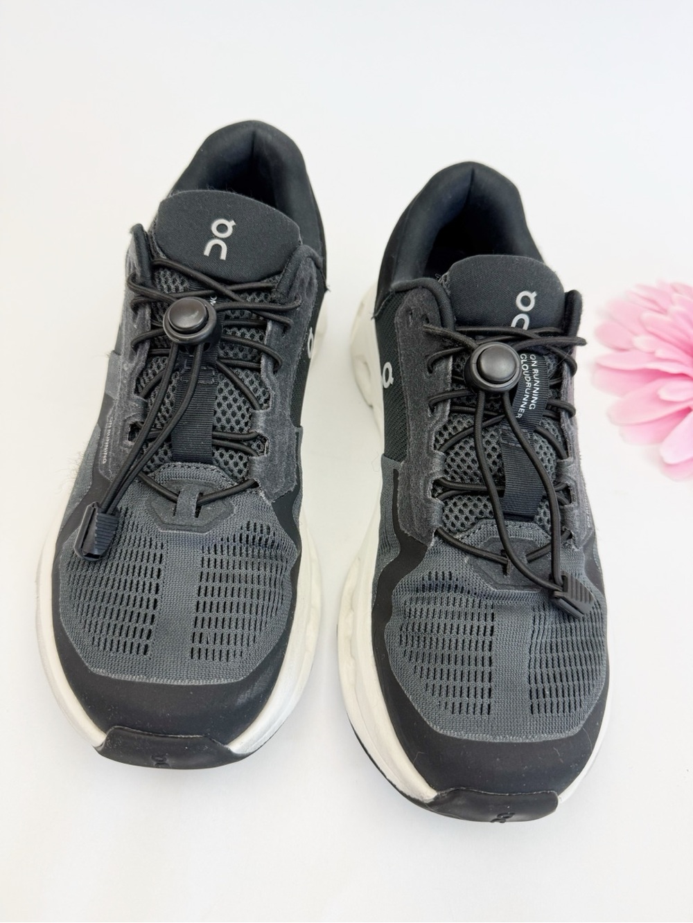 On Running Cloudrunner Eclipse Black White On Cloud Sneakers Running Shoes - Picture 2 of 10